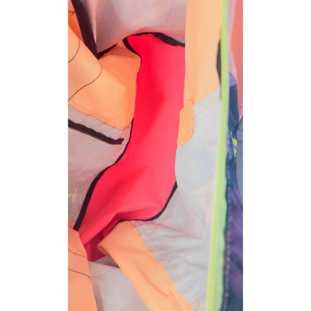 Pink Victoria Secret Duffle Bag - Picture 6 of 6